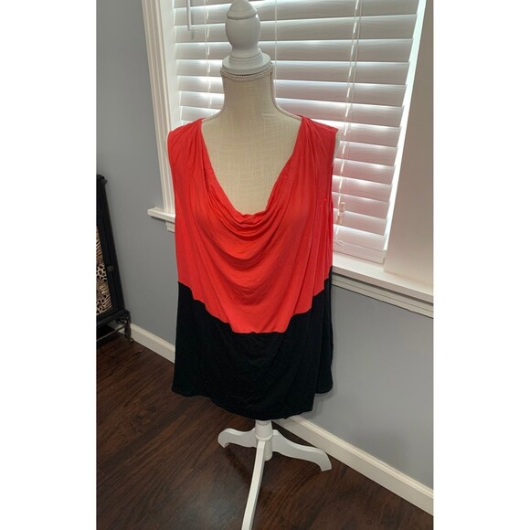 Valerie Stevens Top  Size 2X - Picture 2 of 4